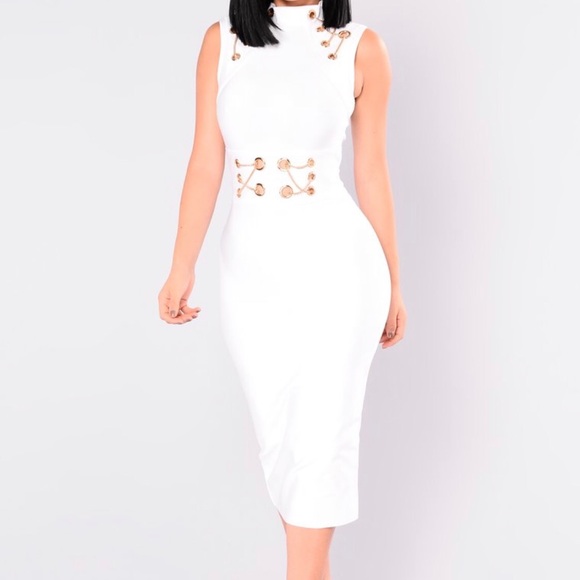 Dresses & Skirts - FASHION NOVA BANDAGE DRESS